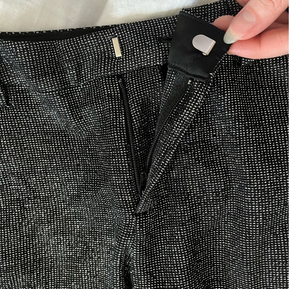 Guess | Low-Rise Metallic Pants | Size 6 - Picture 7 of 11